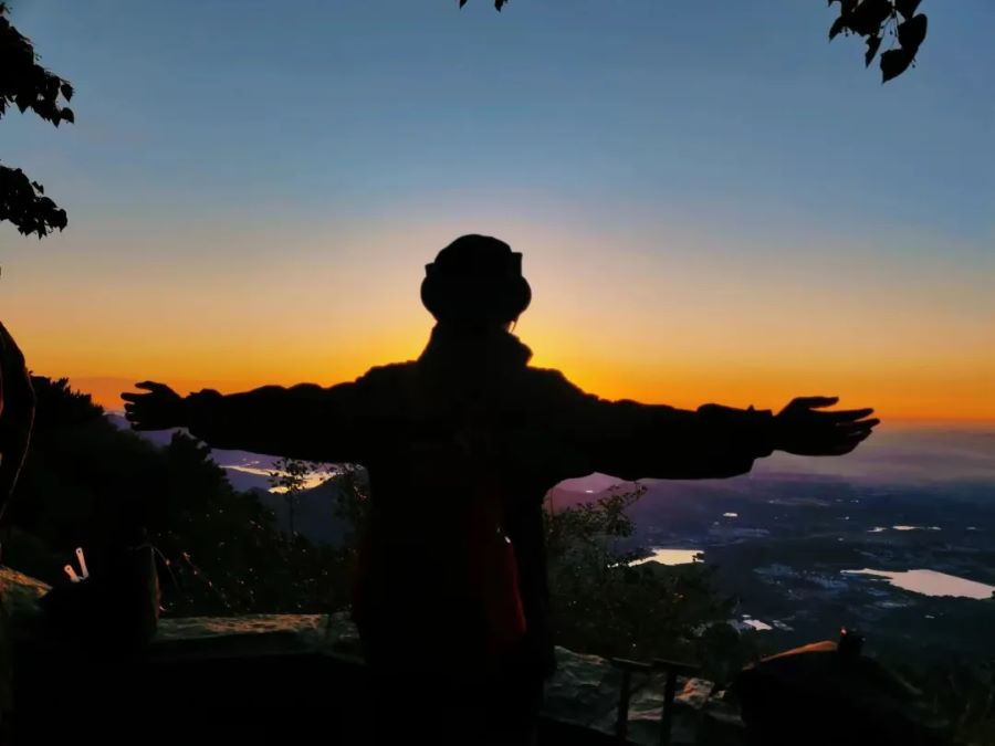 【青年旅友】郑州出发徒步泰山 凌晨登顶观日出