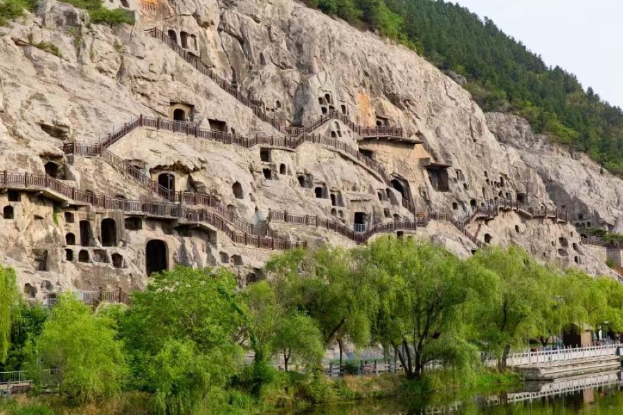 【全景河南】少林寺洛邑古城+老君山+开封+云台山+万仙山郭亮村 7 日游